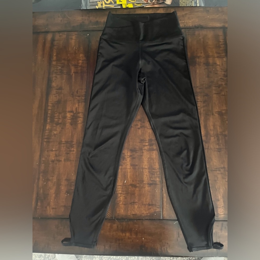 Nike Dri-Fit Black Crossover Leggings With Cutout Detail On Ankle
